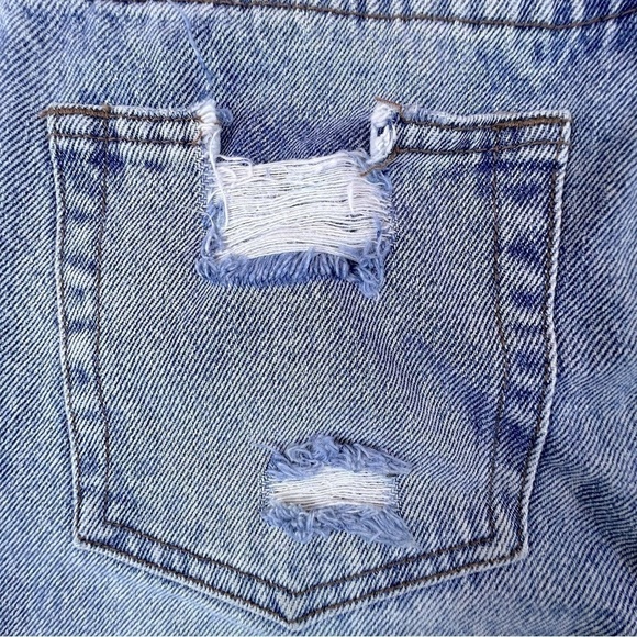 Joe’s Jeans - Distressed Bermuda Blue Jean Shorts - Size 25 - Picture 8 of 9